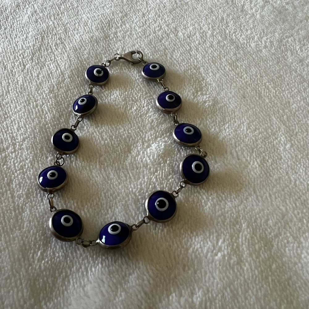 beautiful silver bracelet, amulet.  protection.  Turkish eye. 🧿